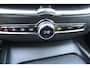 Volvo XC60 T5 250pk Geartronic Momentum | Trekhaak | PANO | 360 Camera | Stuur- en stoelverwarming | Elektr. achterklep | Virtual Cockpit | Keyless | Cruise