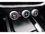 Skoda Superb Combi 1.5 TSI PHEV 204 PK Sportline, Panoramadak, Trekhaak, Head-Up Display