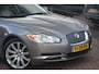Jaguar XF 4.2 V8 Premium Luxury | Navigatie | Camera | Keyless | Xenon | Cruise-control | Clima | Leer | Memory seats | NL auto!! | Keurige XF en keurig onderhouden!!