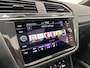 Volkswagen Tiguan 1.5 eHybrid R-Line | Dolphin Grey | Trekhaak | Panoramadak
