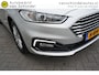 Ford Mondeo 2.0 IVCT HEV Titanium NL AUTO - NAP - AUTOMAAT NAVI - PARKEERSENSOREN V+A - CLIMA - CRUISE - DAB+ - RIJSTROOKSENSOR - LM VELGEN - AUT. VERLICHTING - 4 ELEKTR RAMEN / SPIEGELS