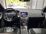 Volvo XC60 D5 AWD R-Design | ACC | BLIS | Stoelverwarming | Voorruitverwarming | Getint Glas