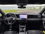Volkswagen Tiguan 1.5 e-Hybrid R-Line Black / 20 inch / 5jr Garantie / el.trekhaak / el klep