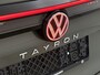 Volkswagen Tayron 1.5 eHybrid Life Edition 204 PK Plug in Hybrid | Panoramadak | Trekhaak | Navigatie | Keyless access | Apple Carplay | Stoelverwarming | 360 camera | Android Auto | Elektrische achterklep | Zwarte dakhemel | Stuurverwarming | Dodehoeksensoren |