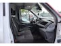 Ford Transit 350 2.0 TDCI L3H2 Trend | Glaswagen | Navigatie | Pdc voor en achter