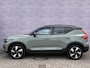 Volvo XC40 Single Motor Extended Range Plus 82 kWh 575KM actieradius | Trekhaak | Google | Camera | Blis | Adaptieve cruise control | stoel+ stuur verwarming | Warmte pomp | All season banden |