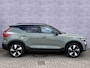 Volvo XC40 Single Motor Extended Range Plus 82 kWh 575KM actieradius | Trekhaak | Google | Camera | Blis | Adaptieve cruise control | stoel+ stuur verwarming | Warmte pomp | All season banden |