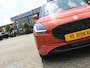 Suzuki Swift 1.2 Comfort Smart Hybrid | € 1600,- DEALERKORTING! | Snel Rijden!