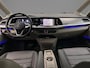 Volkswagen Multivan 1.4 TSI 218pk DSG eHybrid PHEV L2 Life | Lederen bekleding | 7-zits vis-a-vis incl. tafel | Elek. schuifdeuren en achterklep | Trekhaak | ACC | Navigatie |Camera | Keyless | Alarm