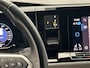 Volkswagen Multivan 1.4 TSI 218pk DSG eHybrid PHEV L2 Life | Lederen bekleding | 7-zits vis-a-vis incl. tafel | Elek. schuifdeuren en achterklep | Trekhaak | ACC | Navigatie |Camera | Keyless | Alarm