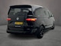 Volkswagen Multivan 1.4 TSI 218pk DSG eHybrid PHEV L2 Life | Lederen bekleding | 7-zits vis-a-vis incl. tafel | Elek. schuifdeuren en achterklep | Trekhaak | ACC | Navigatie |Camera | Keyless | Alarm