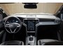 Volkswagen Amarok 3.0TDI/240pk 4Motion Plus Cab Aventura BLACKSTYLE (2 persoons/ grijs kenteken)|2023|Leer|Trekhaak|360 Camera|Virtual Cockpit|Blindspot|21"Blackstyle|IQ LED|PDC|Harman/Kardon|Cruise+ACC