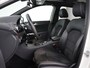 Mercedes-Benz B-klasse 200 AMG Line | WhiteArt Edition | Panoramadak | Stoelverwarming | Carplay | Camera | Harman/Kardon | Leder/Alcantara | Navigatie | Sfeerverlichting | Full LED | Side Assist | 18'' | Park Assist