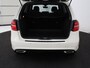 Mercedes-Benz B-klasse 200 AMG Line | WhiteArt Edition | Panoramadak | Stoelverwarming | Carplay | Camera | Harman/Kardon | Leder/Alcantara | Navigatie | Sfeerverlichting | Full LED | Side Assist | 18'' | Park Assist