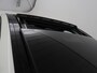 Mercedes-Benz B-klasse 200 AMG Line | WhiteArt Edition | Panoramadak | Stoelverwarming | Carplay | Camera | Harman/Kardon | Leder/Alcantara | Navigatie | Sfeerverlichting | Full LED | Side Assist | 18'' | Park Assist