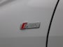 Audi Q4 e-tron 40 Edition 63 kWh l Adaptive cruise control l Geheugen best. stoel l Navigatie l SONOS Premium l Warmtepomp l Climate control l 360 graden camera l Dodehoekdetectie l Head-up display l Matrix-ledkoplampen l Trekhaak l Stoelverwarming l Optiekpakket zwart plus