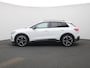 Audi Q4 e-tron 40 Edition 63 kWh l Adaptive cruise control l Geheugen best. stoel l Navigatie l SONOS Premium l Warmtepomp l Climate control l 360 graden camera l Dodehoekdetectie l Head-up display l Matrix-ledkoplampen l Trekhaak l Stoelverwarming l Optiekpakket zwart plus