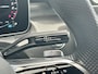 Mercedes-Benz C-klasse 300 e AMG Line | Massage | Apple Carplay | LED Koplampen |