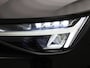 Volvo XC40 Recharge Core 70 kWh | Trekhaak inklapbaar | Achteruitrij Camera | Climate Control | Stoelverwarming | 19" lichtmetalen velgen |