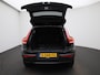 Volvo XC40 Recharge Core 70 kWh | Trekhaak inklapbaar | Achteruitrij Camera | Climate Control | Stoelverwarming | 19" lichtmetalen velgen |