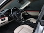 BMW 3-Serie Gran Turismo 320i High Executive | LEDER | HEAD-UP | STOELVERW. | PDC | CRUISE | NAVI |