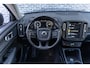 Volvo XC40 T2 Momentum Core | Navigatie | Cruise Control | Trekhaak | LED Koplampen | DAB | Apple CarPlay & Android Auto | Volvo On Call | 1600kg Trekgewicht | 17" LM