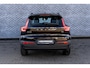 Volvo XC40 T2 Momentum Core | Navigatie | Cruise Control | Trekhaak | LED Koplampen | DAB | Apple CarPlay & Android Auto | Volvo On Call | 1600kg Trekgewicht | 17" LM