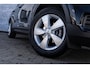 Volvo XC40 T2 Momentum Core | Navigatie | Cruise Control | Trekhaak | LED Koplampen | DAB | Apple CarPlay & Android Auto | Volvo On Call | 1600kg Trekgewicht | 17" LM