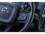Volvo XC40 T2 Momentum Core | Navigatie | Cruise Control | Trekhaak | LED Koplampen | DAB | Apple CarPlay & Android Auto | Volvo On Call | 1600kg Trekgewicht | 17" LM