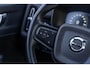 Volvo XC40 T2 Momentum Core | Navigatie | Cruise Control | Trekhaak | LED Koplampen | DAB | Apple CarPlay & Android Auto | Volvo On Call | 1600kg Trekgewicht | 17" LM