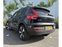 Volvo XC40 Recharge Core 70 kWh | Google | Cruise Control | Stoel-/Stuurverwarming | Warmtepomp | Uitschuifbare Beenondersteuning Voorstoelen | Parkeercamera | Getint Glas | All Season Banden | 19" LM