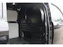 Ford E-Transit Custom 340 L2H1 Limited 71 kWh 218pk | 2x Schuif | DDS LED | 360 Camera | B&O | ACC | Navi | Verwarmd stuurwiel | Elek trekhaak | AGR-stoel | Rijklaar