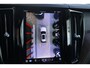 Volvo XC60 T6 Recharge AWD Plus Dark | Longe Range | Stoelverwarming | Trekhaak | Panoramadak | Leder | 360° Camera | BLIS | Pilot Assist | Keyless