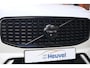 Volvo XC60 T6 Recharge AWD Plus Dark | Longe Range | Stoelverwarming | Trekhaak | Panoramadak | Leder | 360° Camera | BLIS | Pilot Assist | Keyless