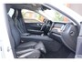 Volvo XC60 T6 Recharge AWD Plus Dark | Longe Range | Stoelverwarming | Trekhaak | Panoramadak | Leder | 360° Camera | BLIS | Pilot Assist | Keyless