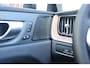 Volvo XC60 T6 Recharge AWD Plus Dark | Longe Range | Stoelverwarming | Trekhaak | Panoramadak | Leder | 360° Camera | BLIS | Pilot Assist | Keyless