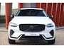 Volvo XC60 T6 Recharge AWD Plus Dark | Longe Range | Stoelverwarming | Trekhaak | Panoramadak | Leder | 360° Camera | BLIS | Pilot Assist | Keyless