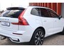 Volvo XC60 T6 Recharge AWD Plus Dark | Longe Range | Stoelverwarming | Trekhaak | Panoramadak | Leder | 360° Camera | BLIS | Pilot Assist | Keyless