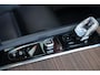 Volvo XC60 T6 Recharge AWD Plus Dark | Longe Range | Stoelverwarming | Trekhaak | Panoramadak | Leder | 360° Camera | BLIS | Pilot Assist | Keyless