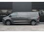 Ford E-Transit Custom 340 L2H1 Limited 71 kWh 218pk | 2x Schuif | DDS LED | 360 Camera | B&O | ACC | Navi | Verwarmd stuurwiel | Elek trekhaak | AGR-stoel | Rijklaar