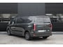 Ford E-Transit Custom 340 L2H1 Limited 71 kWh 218pk | 2x Schuif | DDS LED | 360 Camera | B&O | ACC | Navi | Verwarmd stuurwiel | Elek trekhaak | AGR-stoel | Rijklaar