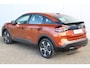 Citroën C4 1.2-130pk 'Iconic' AUTOMAAT ! Gun u het comfort en gemak van een automaat ! Autm. airco, Navigatie, Cruise Control, Climate Control dual, Lane assist, Stoelverwarming, Camera, Apple CarPlay/Android auto etc.