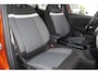 Citroën C4 1.2-130pk 'Iconic' AUTOMAAT ! Gun u het comfort en gemak van een automaat ! Autm. airco, Navigatie, Cruise Control, Climate Control dual, Lane assist, Stoelverwarming, Camera, Apple CarPlay/Android auto etc.