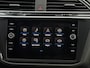 Volkswagen Tiguan Allspace 1.5 TSI 150 pk R-Line Business 7pers. 7-DSG | Wegklapbare trekhaak | Achteruitrijcamera | Cruise control adaptief |