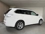 Mitsubishi Outlander 2.0 PHEV instyle Airco, Automaat, Trekhaak, Navigatie, LMV