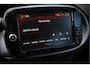 smart EQ ForFour Comfort 18 kWh SOH 96% Stoelverwarming/ Cruise control/ Climate control/ Lmv/ Navigatie Apps/ Carplay/ Pdc