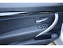 BMW 3-Serie Gran Turismo 320i High Executive Edition M-Sport PANO STOELVERW. CAMERA LEER ELEC-KLEP DAB NAVI CRUISE CLIMA 2XPDC 19''LMV NAP