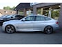 BMW 3-Serie Gran Turismo 320i High Executive Edition M-Sport PANO STOELVERW. CAMERA LEER ELEC-KLEP DAB NAVI CRUISE CLIMA 2XPDC 19''LMV NAP
