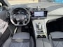 DS 7 Crossback 1.6-16v. * Rivoli * AUTOMAAT * 180 Pk Benzine * KJK-67-X * * Trekhaak * Zwart Leder * Schuifdak * Navigatie * Cruise Control * Super Luxe Rivoli Uitvoering * Vingerhoets; Vierde Generatie Eersteklas Service. Al meer dan 100 jaar een begrip in de Brabantse Kempen.