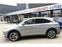 DS 7 Crossback 1.6-16v. * Rivoli * AUTOMAAT * 180 Pk Benzine * * Trekhaak * Zwart Leder * Schuifdak * Navigatie * Cruise Control * Super Luxe Rivoli Uitvoering * Vingerhoets; Vierde Generatie Eersteklas Service. Al meer dan 100 jaar een begrip in de Brabantse Kempen.